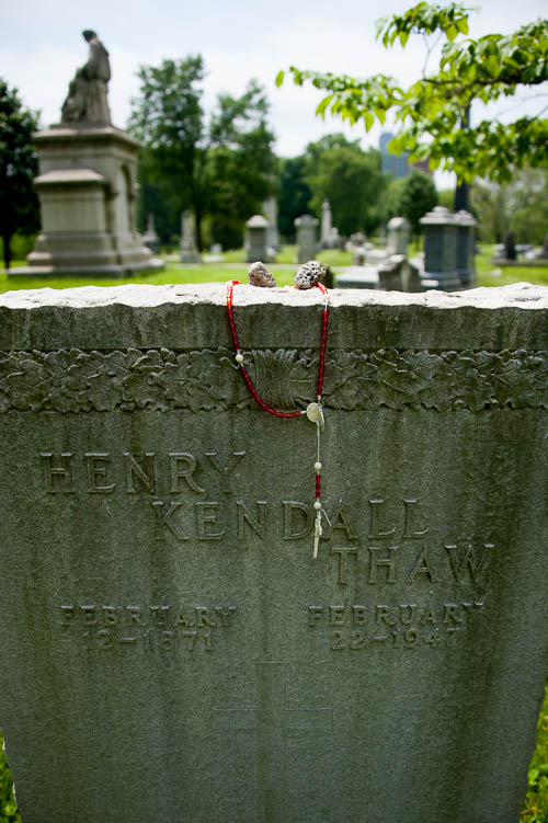 Grave of Harry K. Thaw. Henry Kendall Thaw. February 12, 1871 - February 22, 1947. Allegheny Cemetery, Lawrenceville, Pittsburgh, Pennsylvania. 
