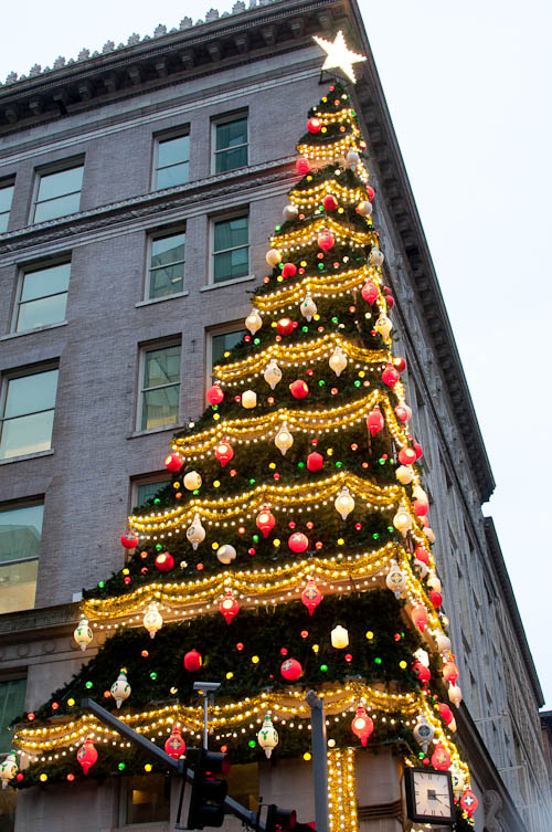 Horne's Department Store Christmas Tree. Highmark building. Downtown Pittsburgh. 